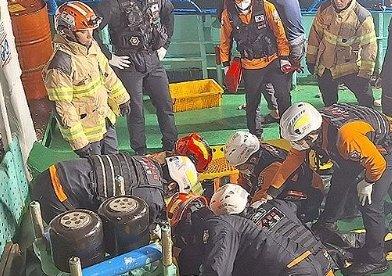突发！韩国发生沉船事故已致2人遇难12人失踪
